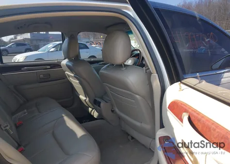 2004 Lincoln Town Car Ultimate from USA, damaged, VIN 1LNHM83W44Y654363